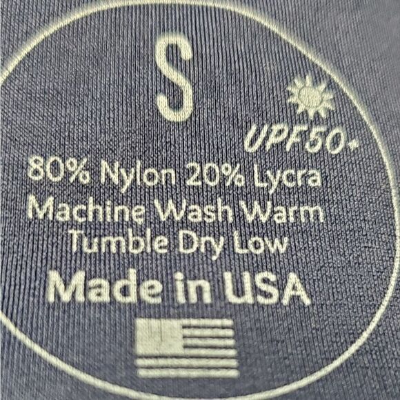 Pacific Whale Foundation Navy Rashguard - Picture 4 of 6